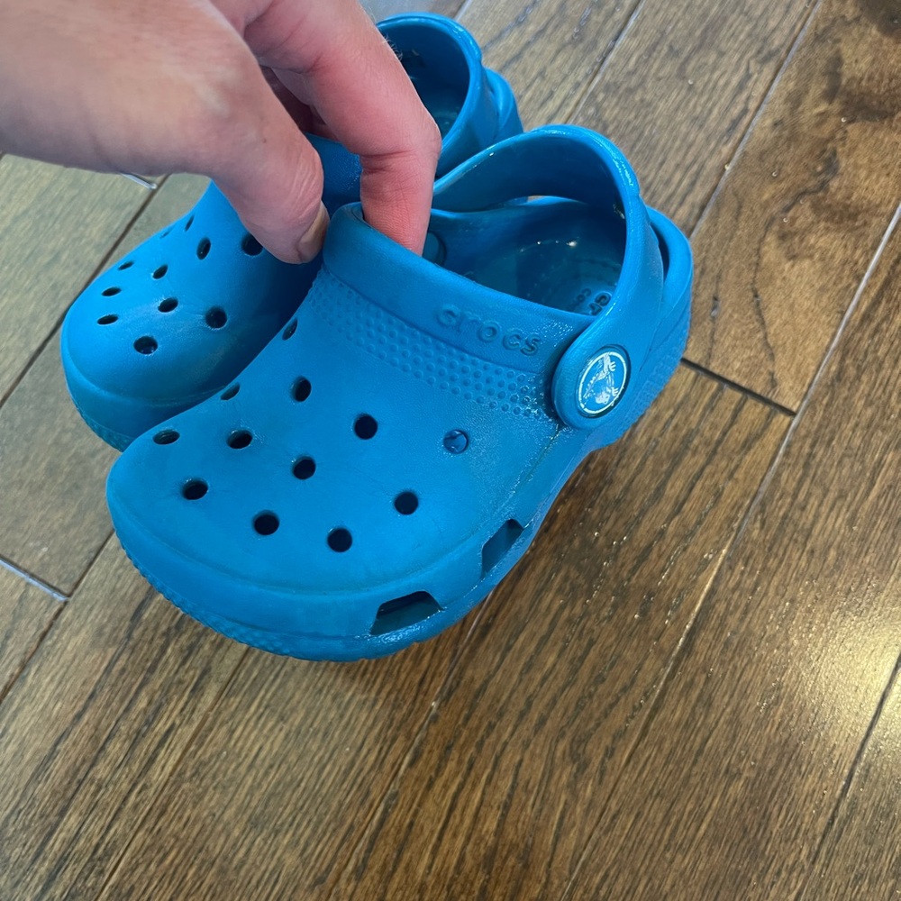 CROCS Kids' Classic Clog in Bright Blue